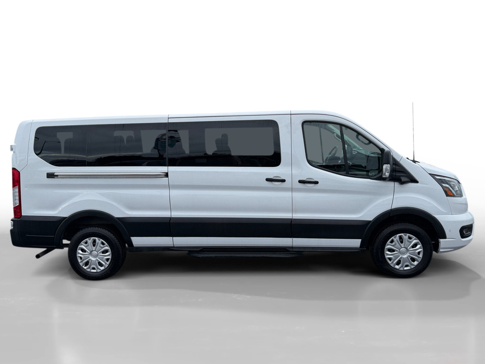 Certified 2023 Ford Transit 350 XLT image 2