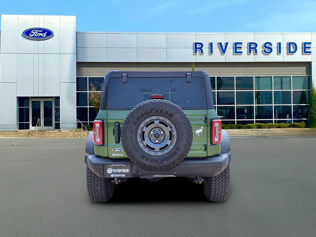 Certified 2025 Ford Bronco Badlands w/ Sasquatch Package image 3