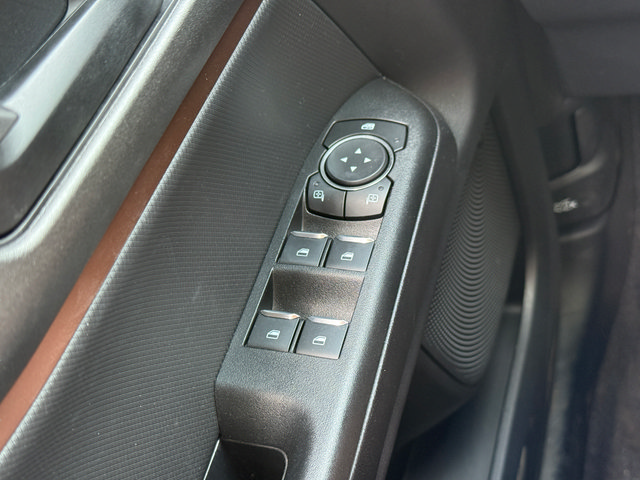 Certified 2025 Ford Bronco Sport Outer Banks w/ Outer Banks Tech Package+ AWD/4WD image 23