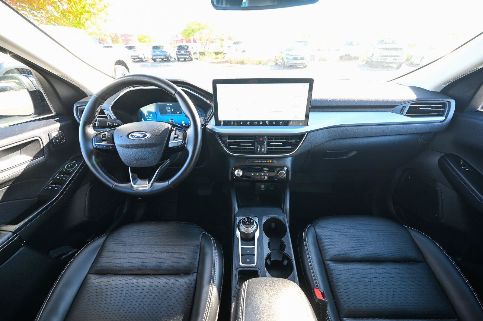 Certified 2025 Ford Escape Platinum AWD/4WD image 31