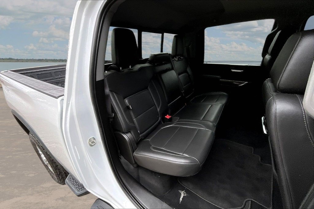 Used 2020 Chevrolet Silverado 2500 LTZ w/ LTZ Convenience Package AWD/4WD image 27