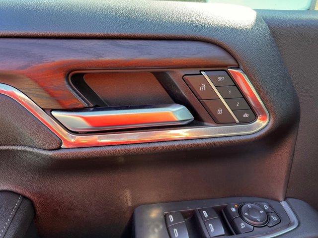Used 2024 GMC Sierra 1500 SLT w/ SLT Convenience Package image 12