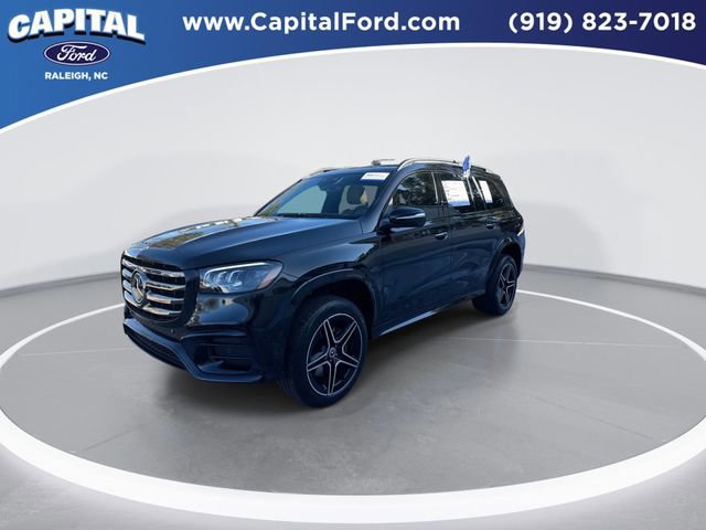 Used 2024 Mercedes-Benz GLS 450 4MATIC image 2