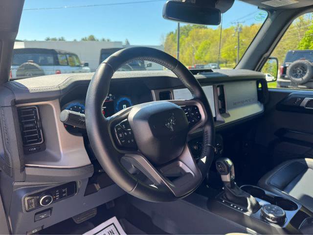 Certified 2025 Ford Bronco Outer Banks AWD/4WD image 16