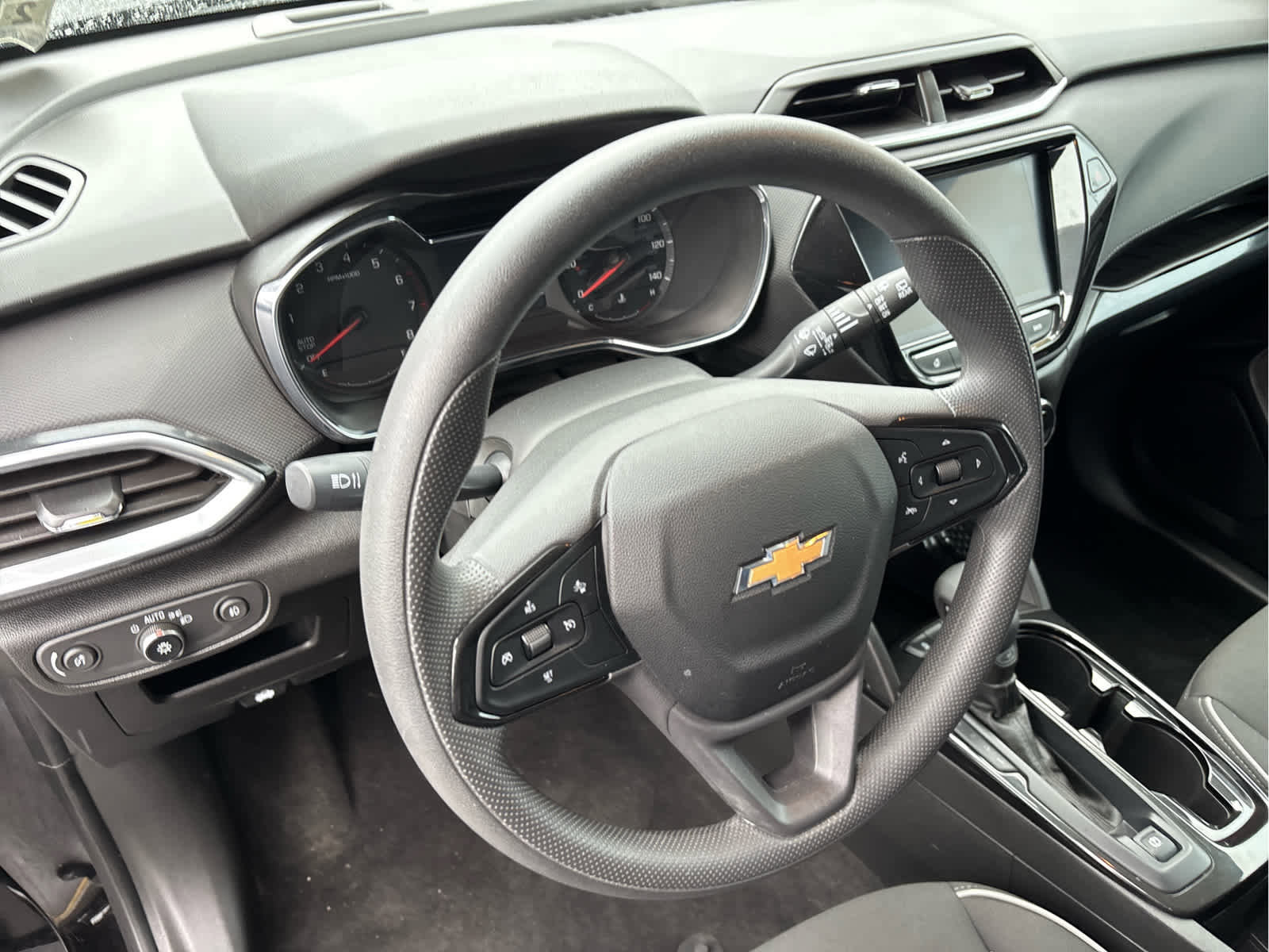 Used 2023 Chevrolet TrailBlazer LT w/ Convenience Package image 14