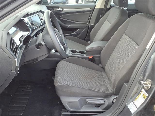 Used 2021 Volkswagen Jetta S image 7