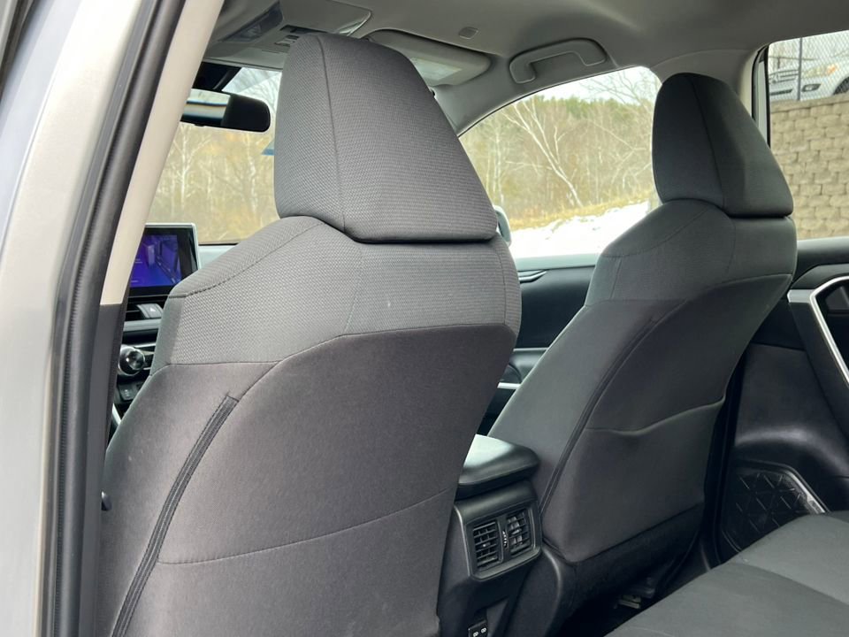 Used 2024 Toyota RAV4 XLE image 35
