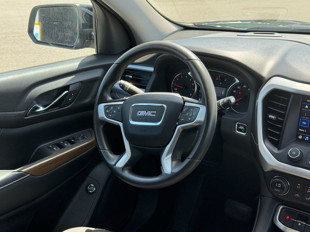 Used 2023 GMC Acadia SLE w/ Driver Convenience Package FWD image 21