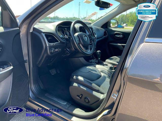 Used 2019 Jeep Cherokee Limited AWD/4WD image 18