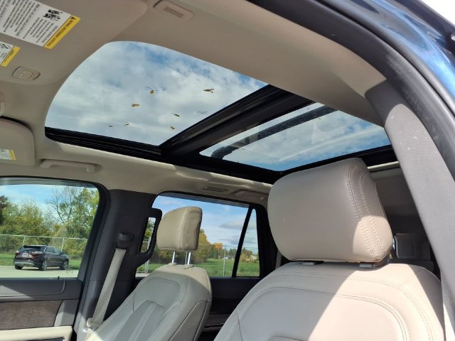 Certified 2020 Ford Expedition Max Limited w/ Special Edition Package AWD/4WD image 15