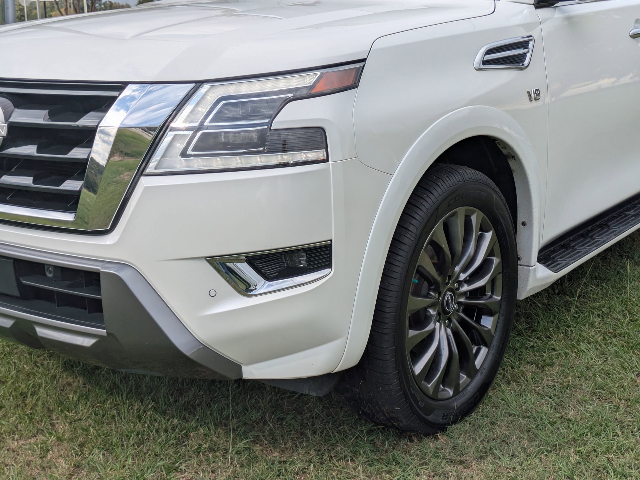 Used 2021 Nissan Armada Platinum w/ Captain's Chairs Package image 10