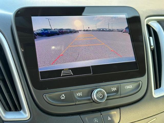 Used 2024 Chevrolet Malibu LT FWD image 18