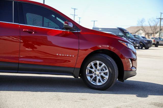 Used 2019 Chevrolet Equinox LT w/ Driver Convenience Package image 6