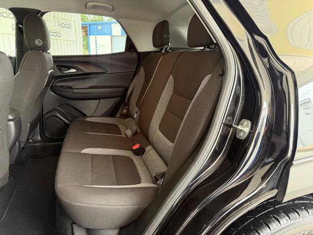 Used 2025 Chevrolet TrailBlazer LT FWD image 8
