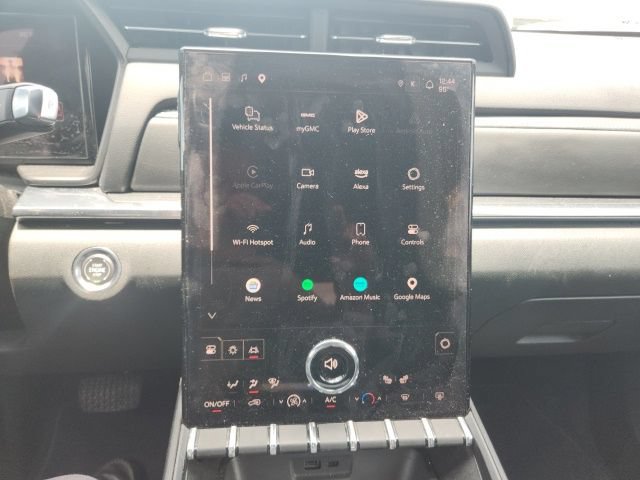 Used 2025 GMC Terrain Elevation AWD/4WD image 27