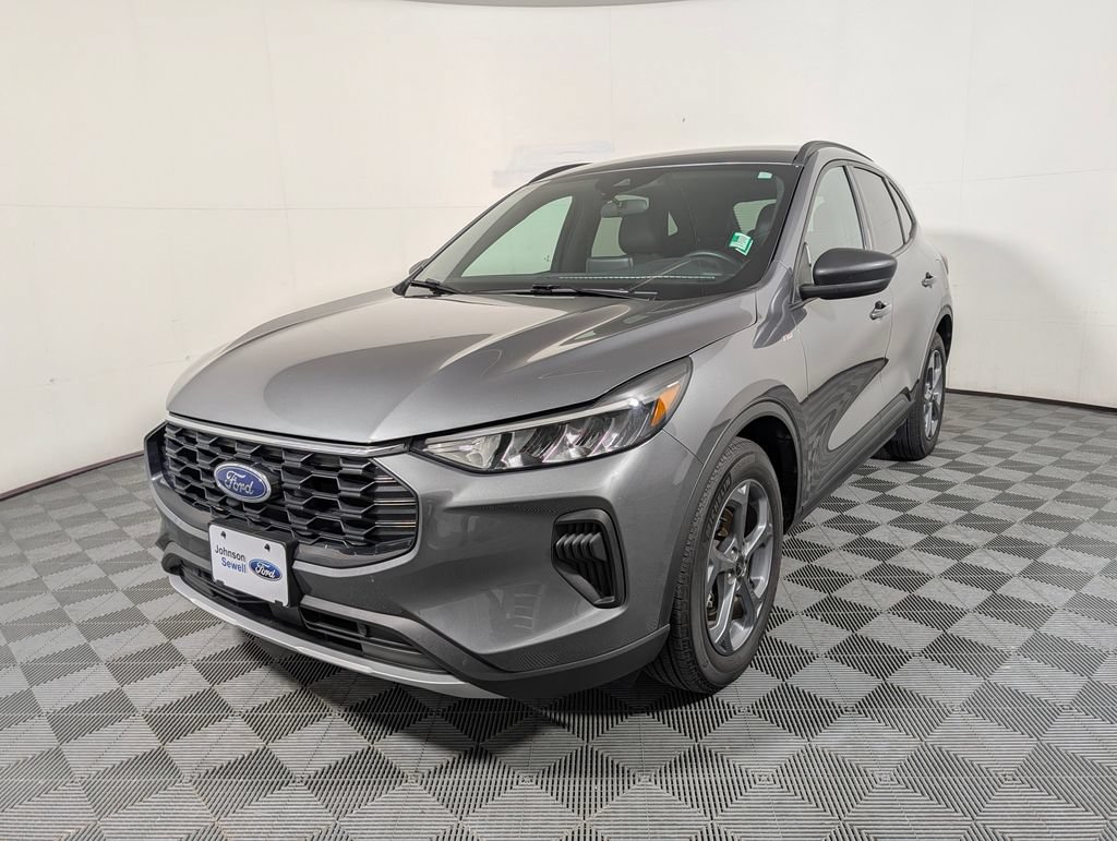 Certified 2025 Ford Escape ST-Line FWD image 4