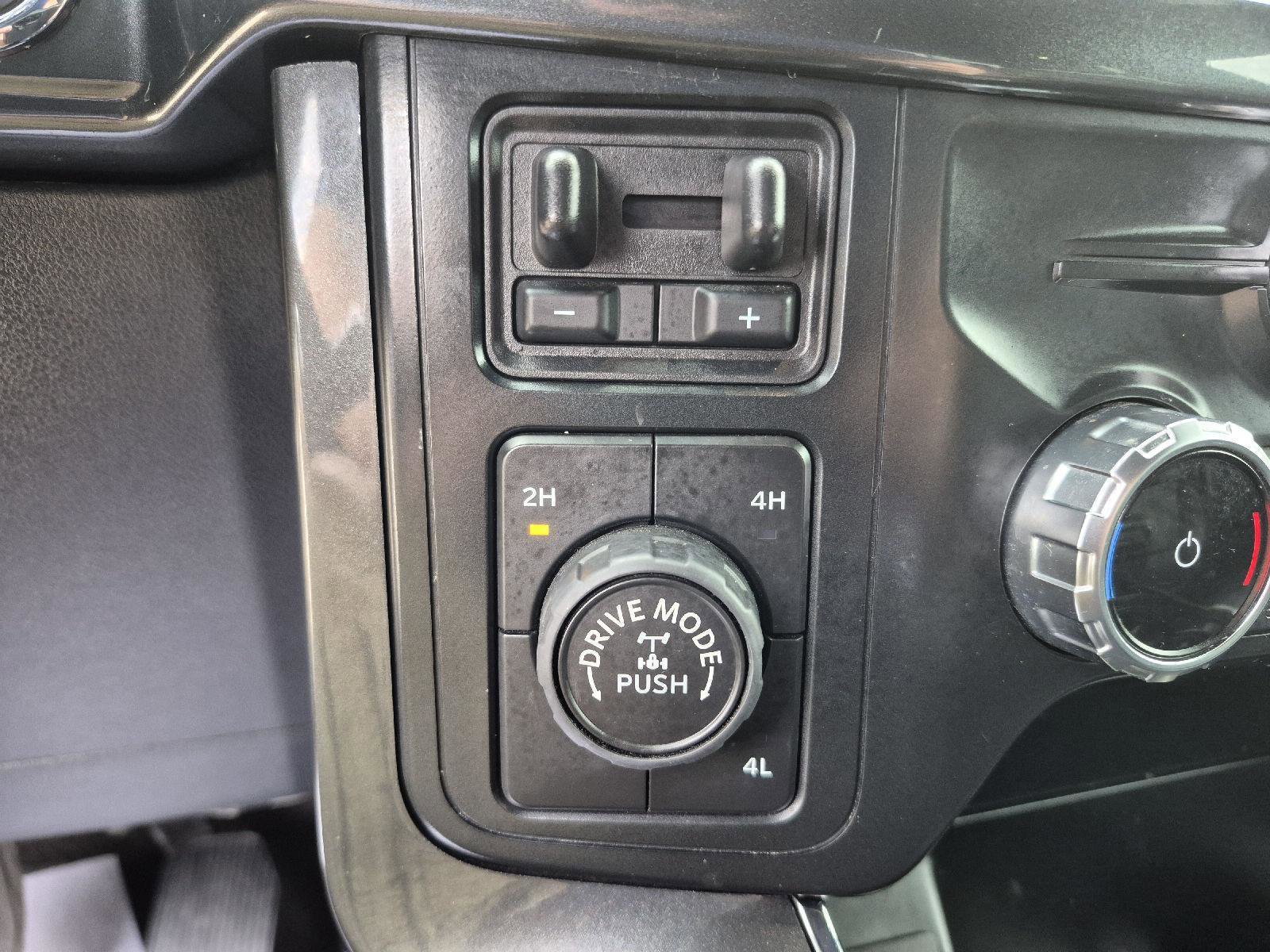 Certified 2022 Ford F150 XLT w/ Equipment Group 302A High image 19