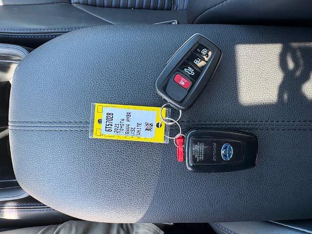 Used 2021 Toyota RAV4 XSE AWD/4WD image 16