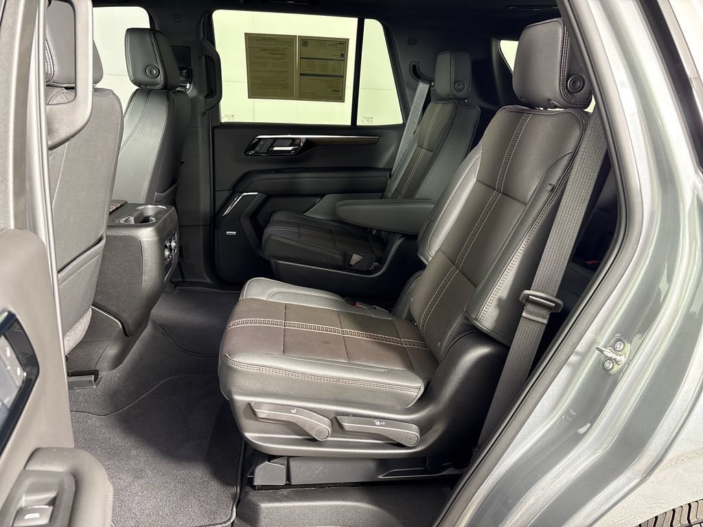 Used 2026 Chevrolet Tahoe High Country w/ LPO, Illumination Package AWD/4WD image 30