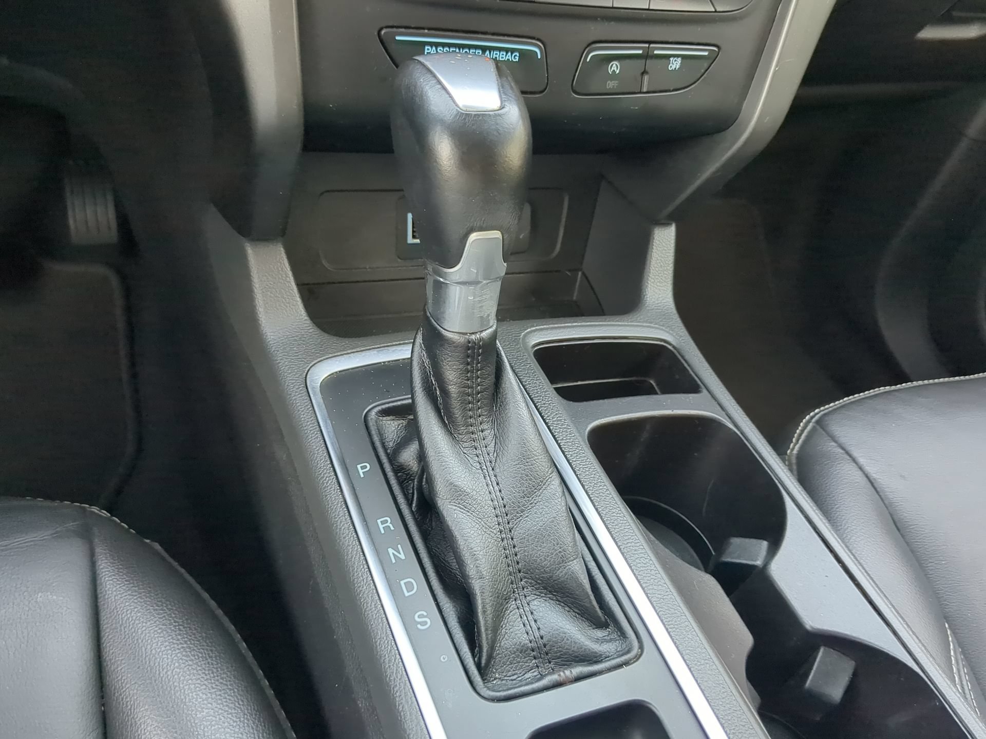 Certified 2017 Ford Escape SE w/ SE Leather Comfort Package FWD image 63