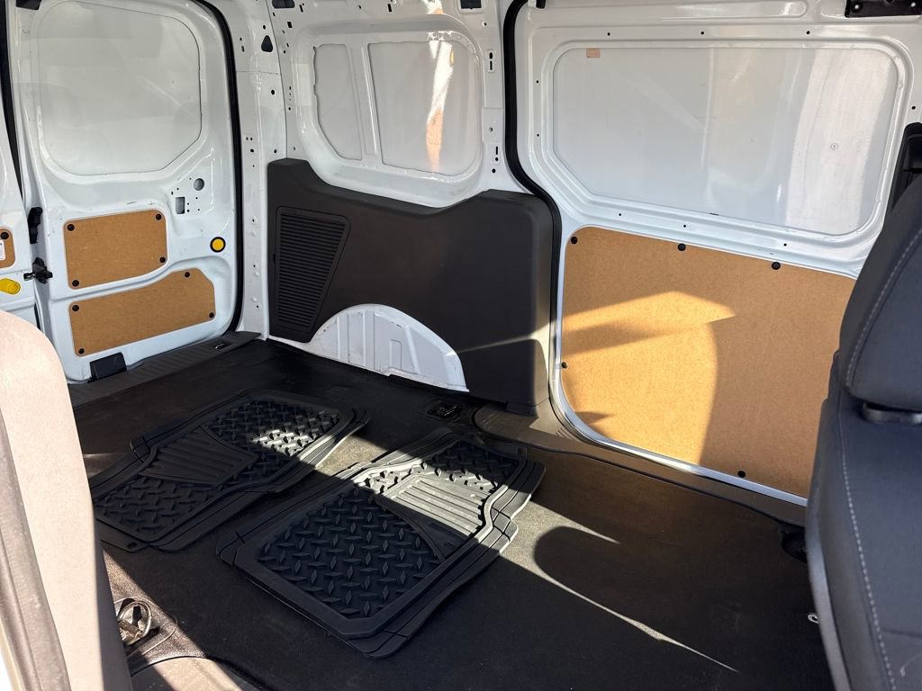 Certified 2019 Ford Transit Connect XLT image 8