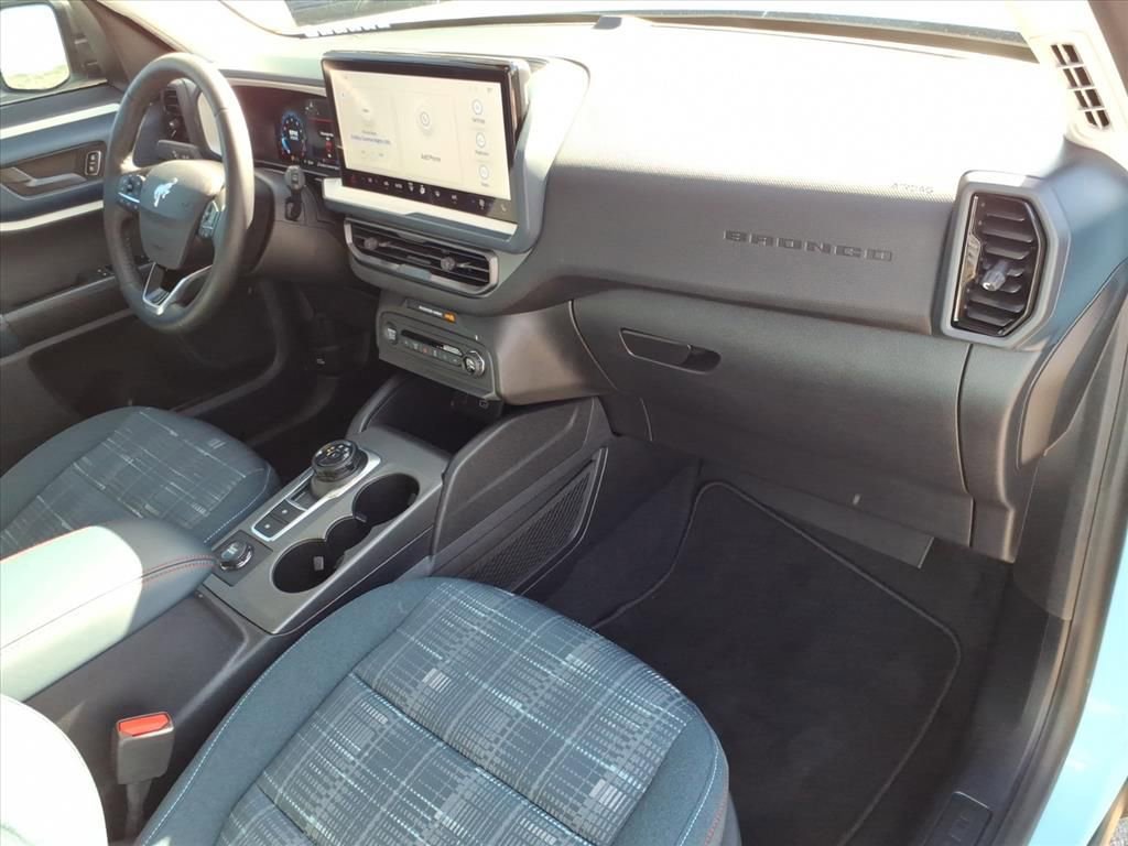 Certified 2025 Ford Bronco Sport Heritage w/ Convenience Package image 8