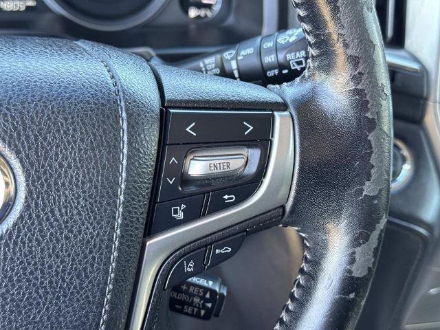 Used 2020 Toyota Land Cruiser w/ Preferred Accessory Package image 11