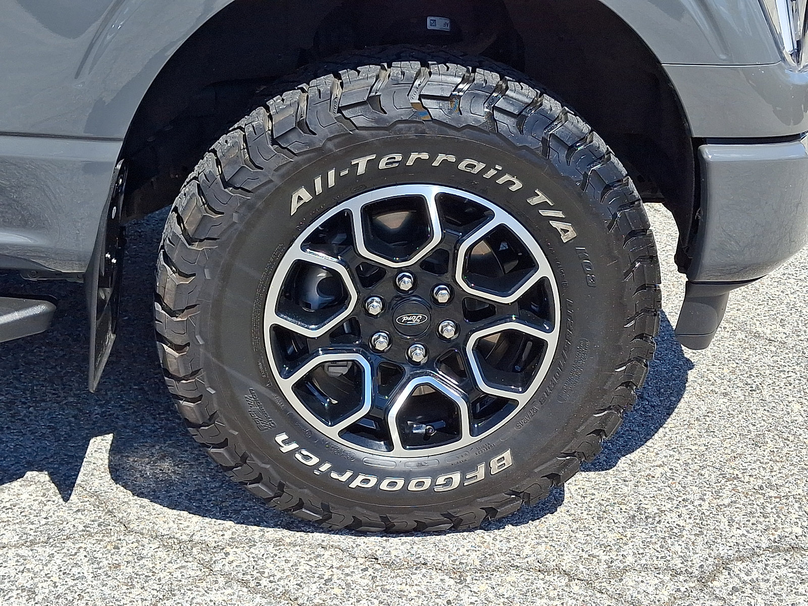 Certified 2021 Ford F150 XLT w/ Equipment Group 302A High AWD/4WD image 11