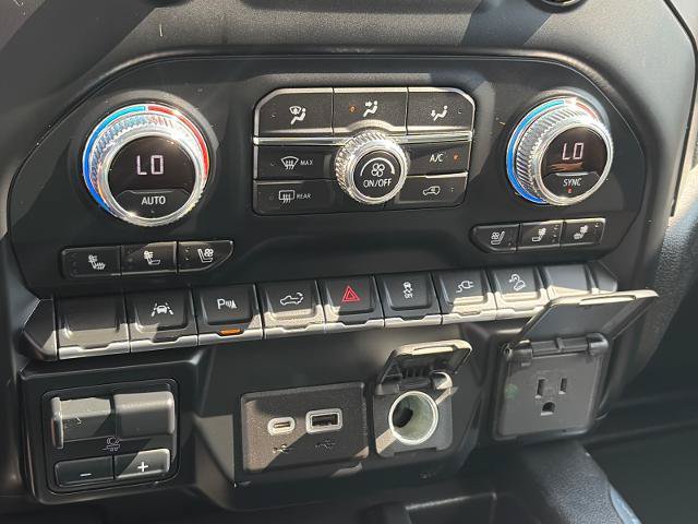 Used 2022 GMC Sierra 1500 AT4 w/ AT4 Premium Package AWD/4WD image 14