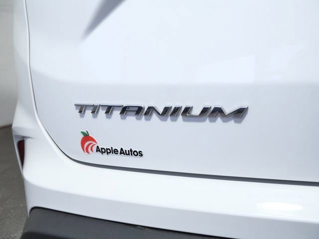 Certified 2023 Ford Edge Titanium w/ Class II Trailer Tow Package AWD/4WD image 9