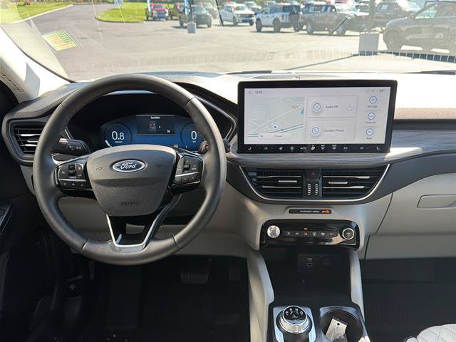 Certified 2023 Ford Escape Platinum w/ Premium Technology Package AWD/4WD image 21