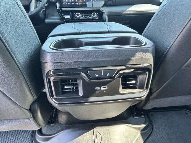 Used 2024 GMC Sierra 2500 AT4 w/ AT4 Premium Plus Package AWD/4WD image 27