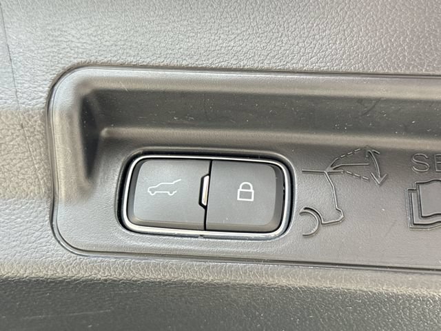 Certified 2024 Ford Explorer Limited w/ Limited Technology Package RWD image 23