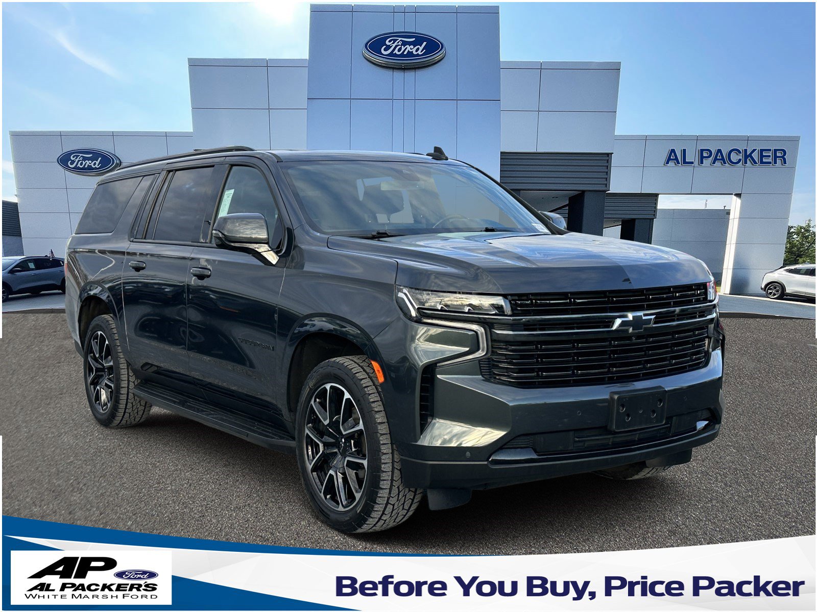 Used 2022 Chevrolet Suburban RST w/ Luxury Package image 1