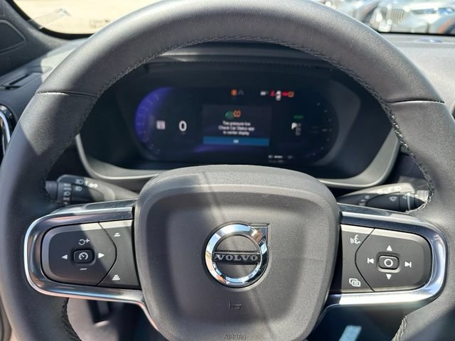 Used 2023 Volvo XC40 Recharge Ultimate AWD/4WD image 29