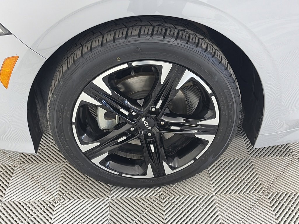 Used 2024 Kia K5 GT-Line w/ GT-Line Premium Package image 8