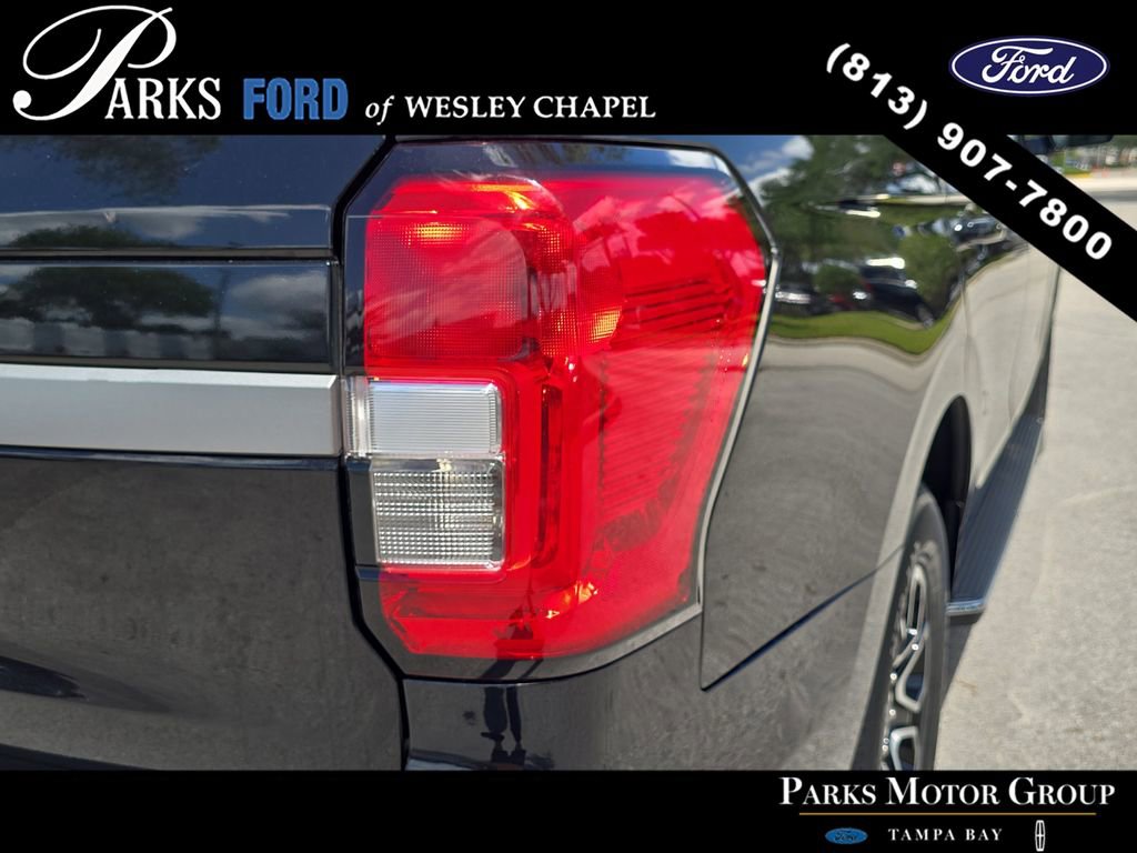 Certified 2023 Ford Expedition XLT image 7