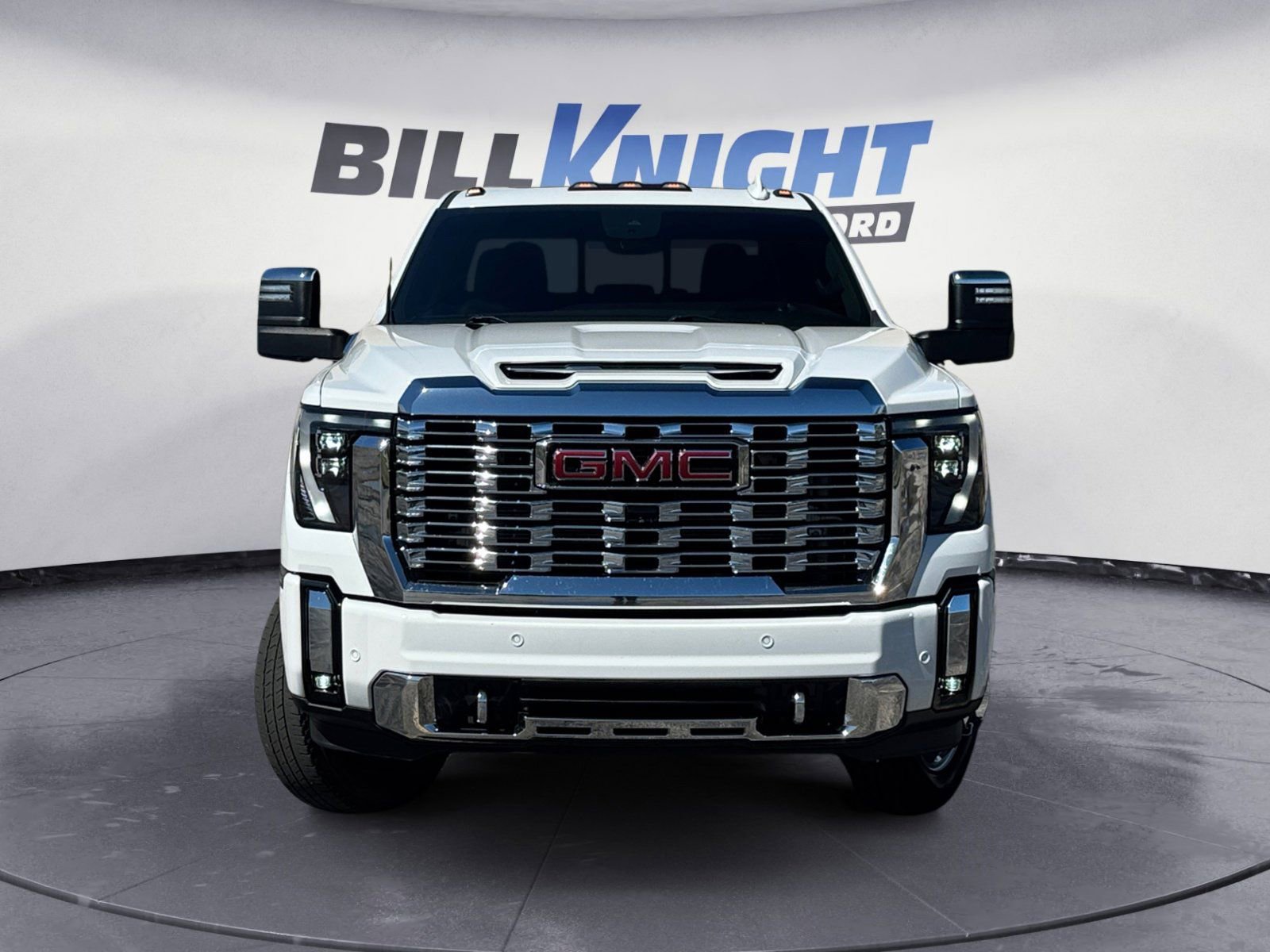 Used 2024 GMC Sierra 3500 Denali w/ Denali Reserve Package AWD/4WD image 8