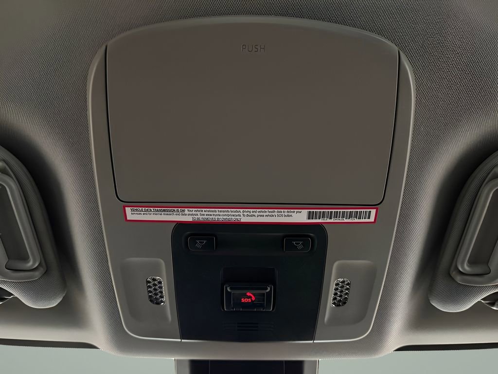 Used 2023 Toyota Camry SE image 18