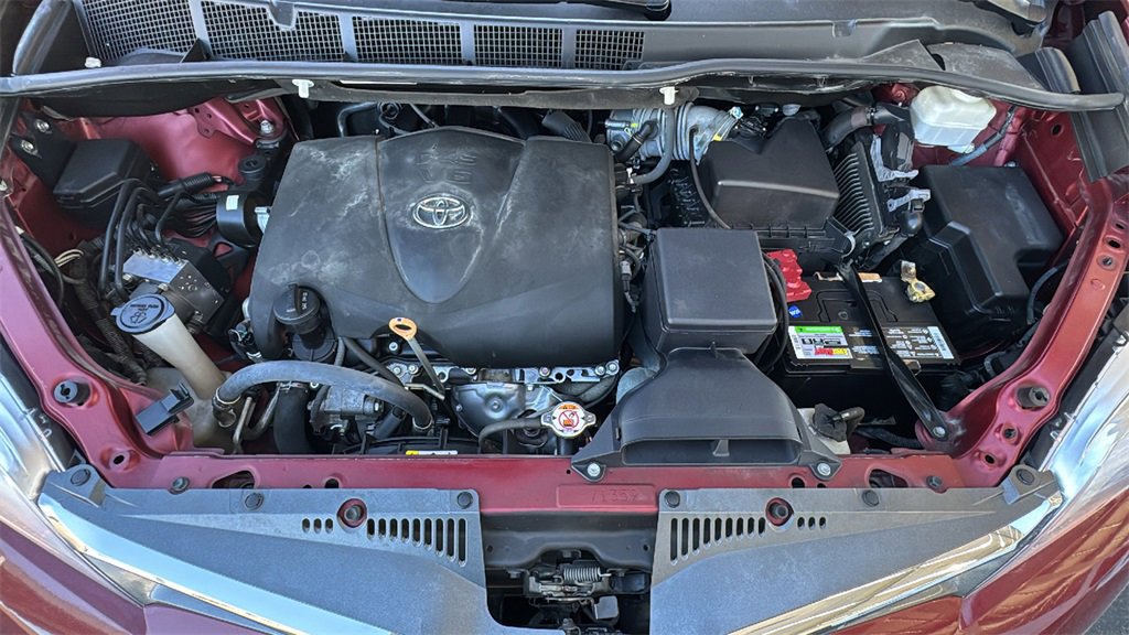 Used 2020 Toyota Sienna XLE w/ XLE Navigation Package image 26