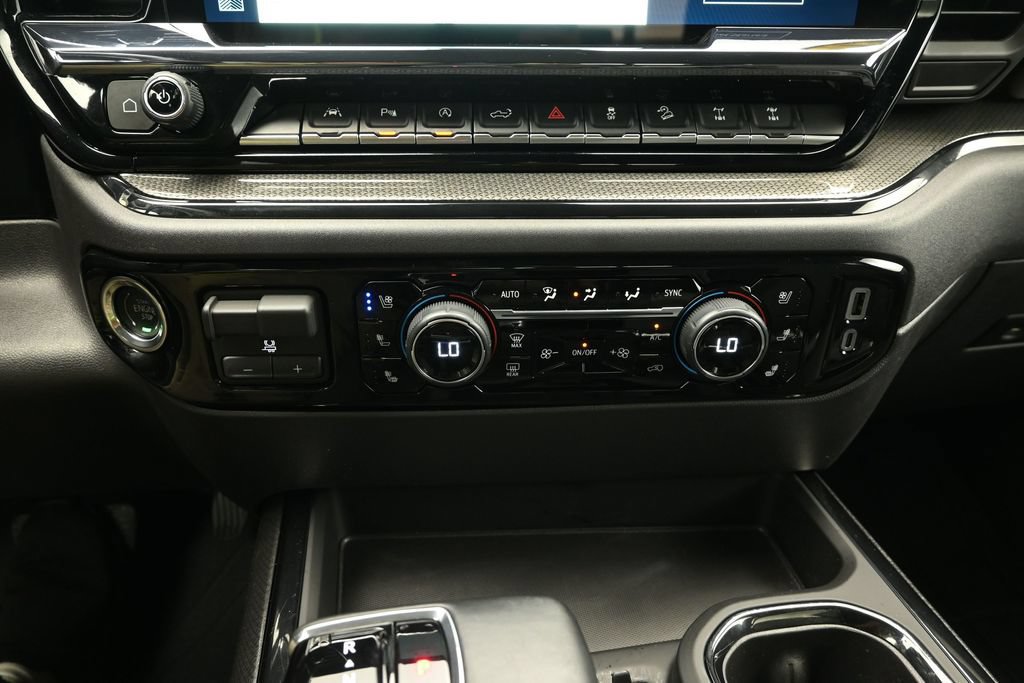 Used 2026 Chevrolet Silverado 1500 ZR2 AWD/4WD image 32