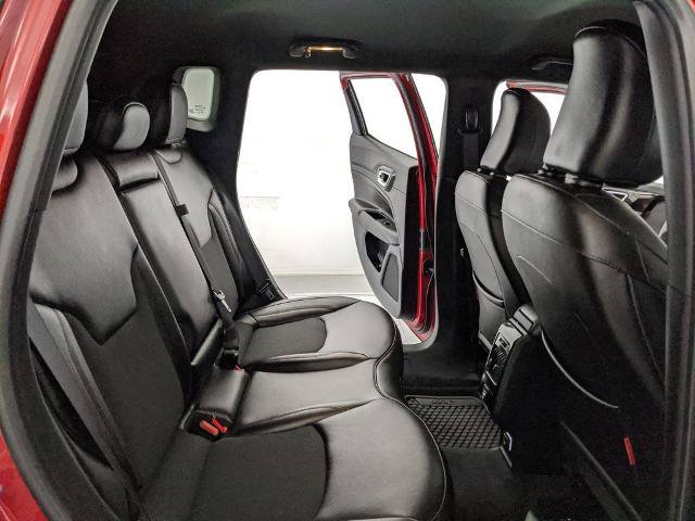Used 2025 Jeep Compass Trailhawk AWD/4WD image 20