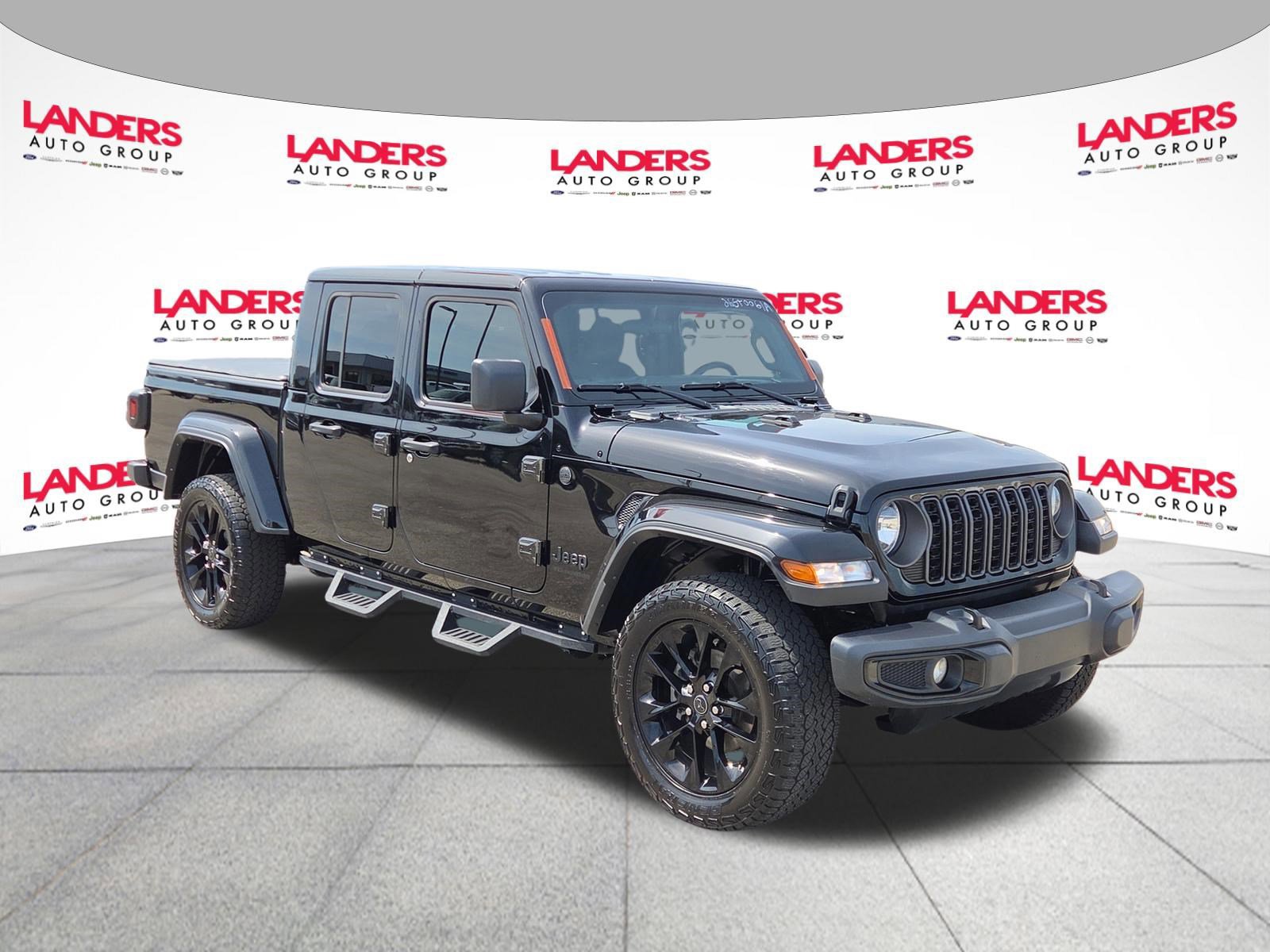 Used 2024 Jeep Gladiator Sport AWD/4WD image 7