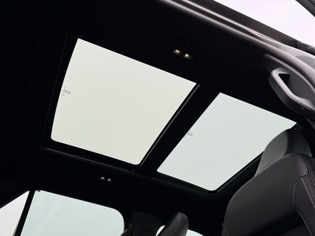 Certified 2024 Ford Explorer ST-Line w/ Class IV Trailer Tow Package image 4