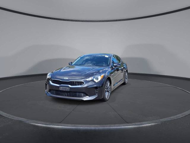 Used 2019 Kia Stinger AWD/4WD image 3