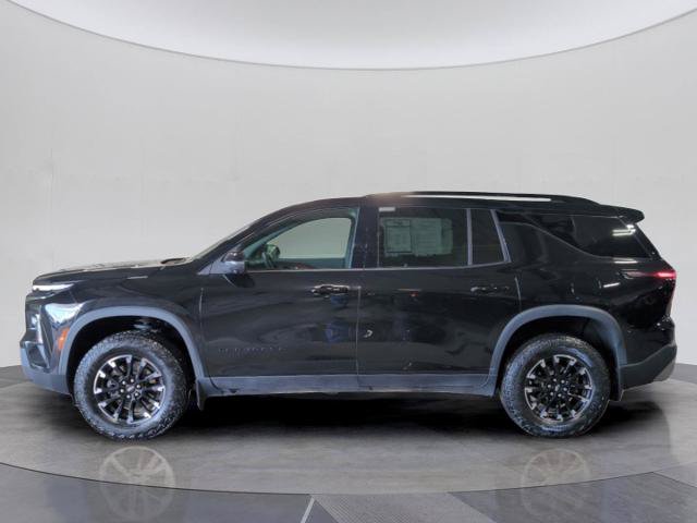 Used 2024 Chevrolet Traverse Z71 w/ LPO, Floor Liner Package AWD/4WD image 2