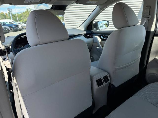 Used 2022 Nissan Rogue Sport SV AWD/4WD image 19