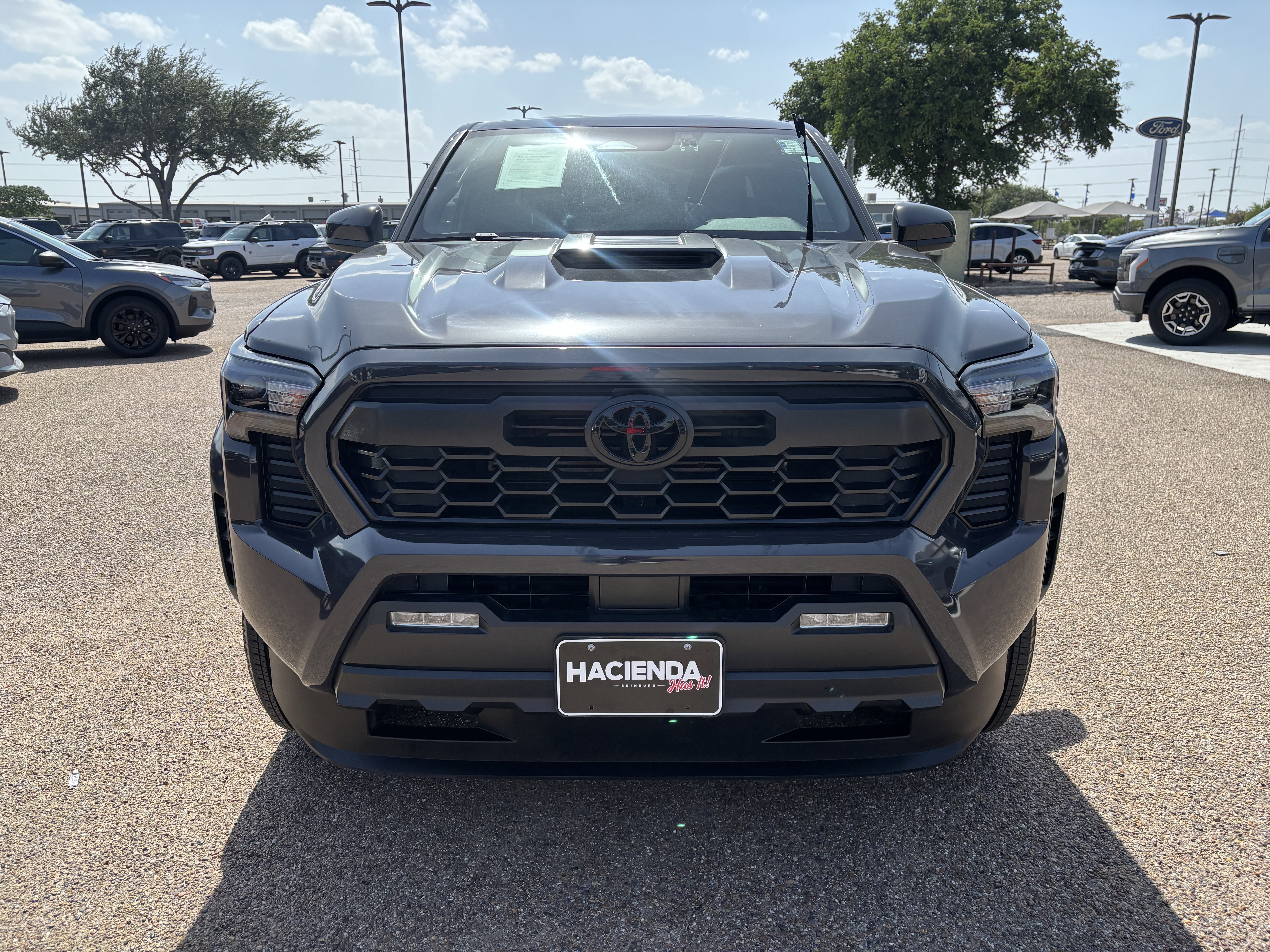 Used 2024 Toyota Tacoma TRD Sport RWD image 6