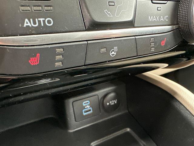 Certified 2022 Ford Escape SE w/ Cold Weather Package FWD image 7