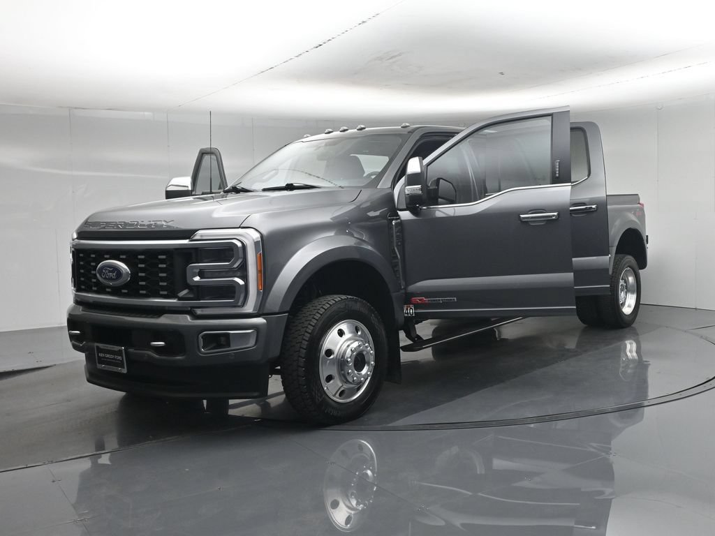 Certified 2023 Ford F450 Platinum w/ FX4 Off-Road Package AWD/4WD image 38